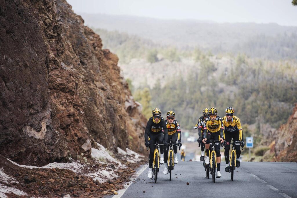 Durante años, estas rampas han sido terreno de preparación. En 2026, serán campo de batalla. La Vuelta se va a las Islas Canarias y será inolvidable.
