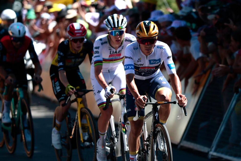 Evenepoel frente a Pogačar: el pulso generacional del ciclismo, ambición, poder y la promesa de batallas memorables que se esperan con Remco Evenepoel ficha por Red Bull - BORA