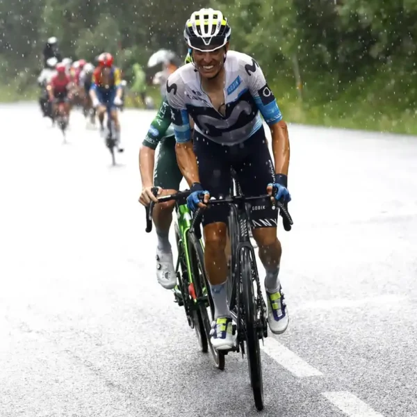 Enric Mas y Movistar: Crónica de una rutina inevitable