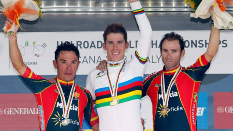 Purito, Rui Costa y Valverde, en el pódium de Florencia 2013 (Reuters)