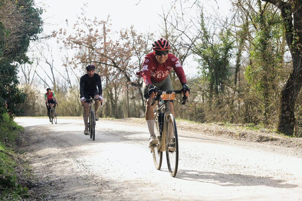 La cicloturista de Strade Bianche nunca defrauda con Le Tolfe y Colle Pinzuto en el horizonte