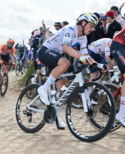 Movistar Team en las clásicas de adoquín