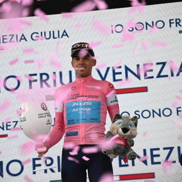 Guillermo Silva hace historia en el Giro de Italia 2026