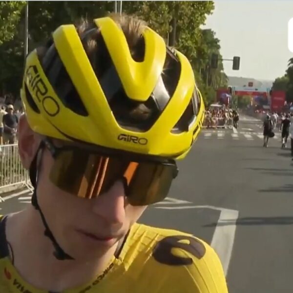Matthew Brennan se despacha a gusto tras la etapa de los 41°C